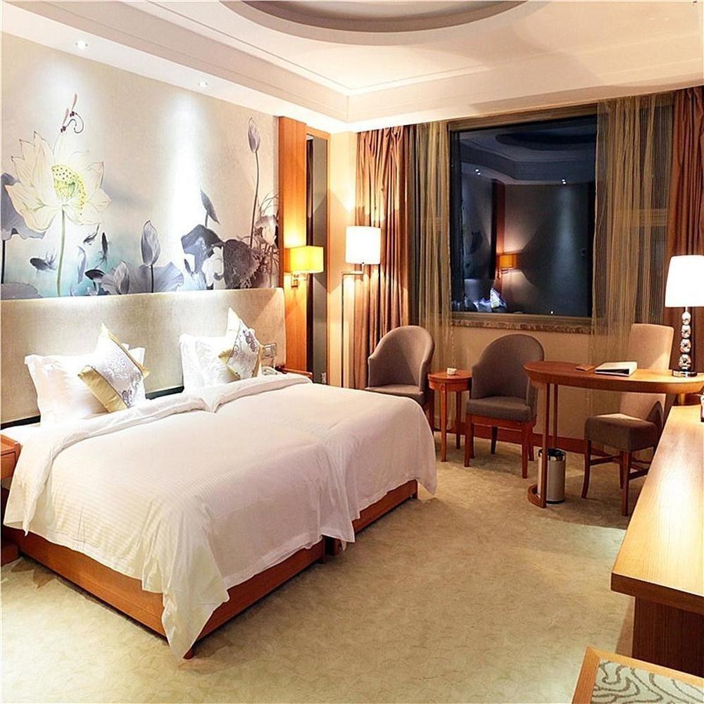 The Grand Plaza Hotel Csian Kültér fotó