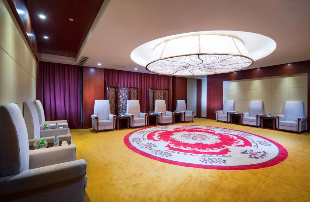 The Grand Plaza Hotel Csian Kültér fotó